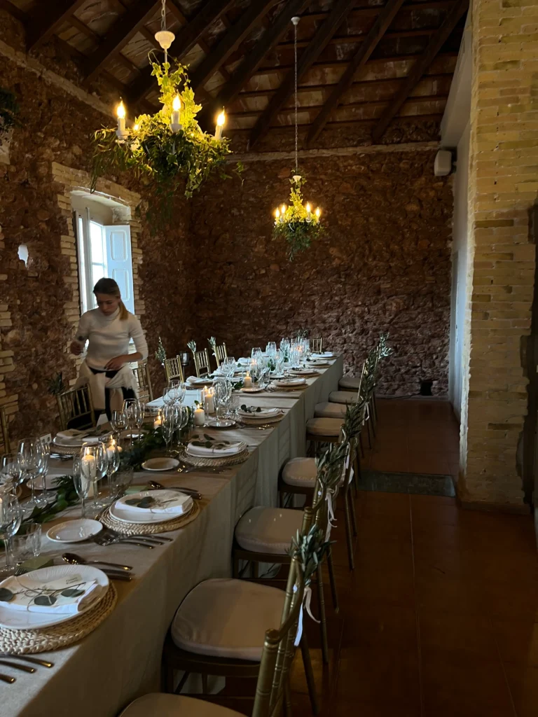 Instalaciones de Masia Vistalegre — salon, jardin y espacios para celebraciones en Betera